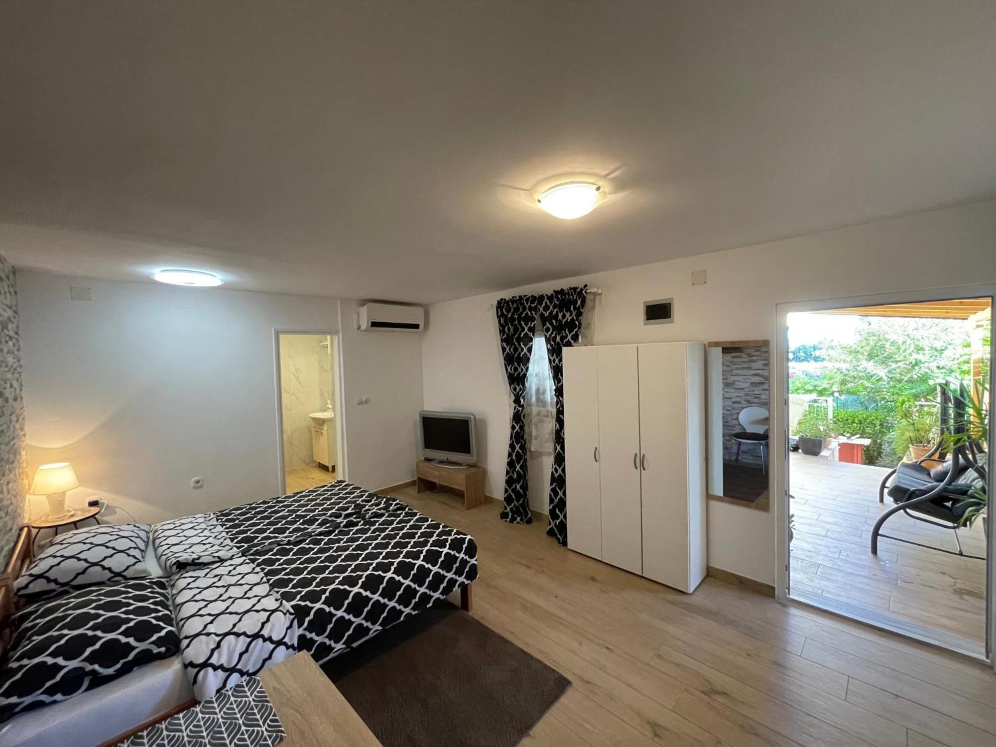 Apartment Mika PUY Eksteriør bilde