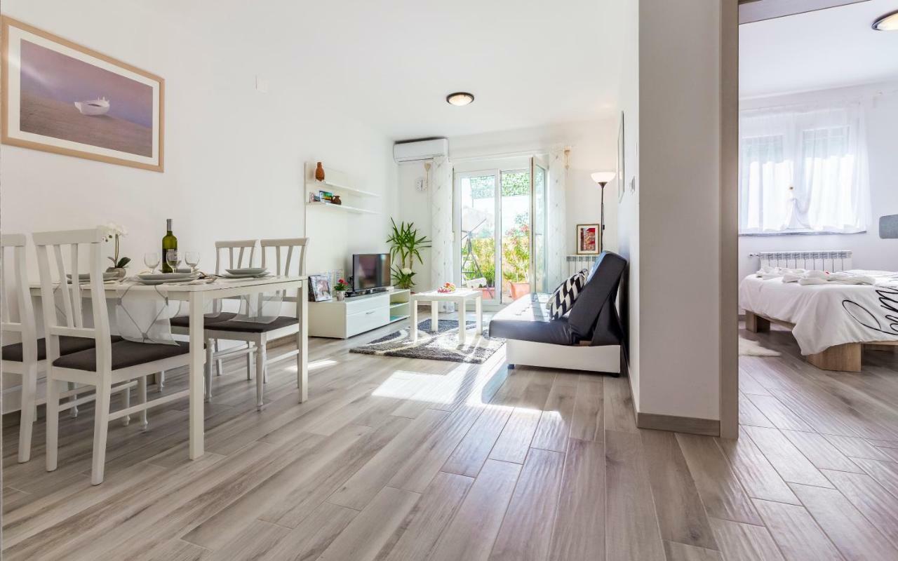 Apartment Mika PUY Eksteriør bilde