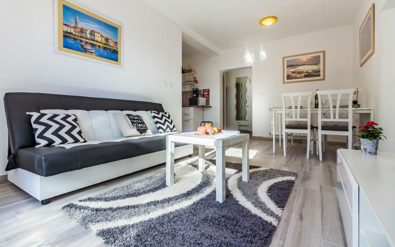 Apartment Mika PUY Eksteriør bilde